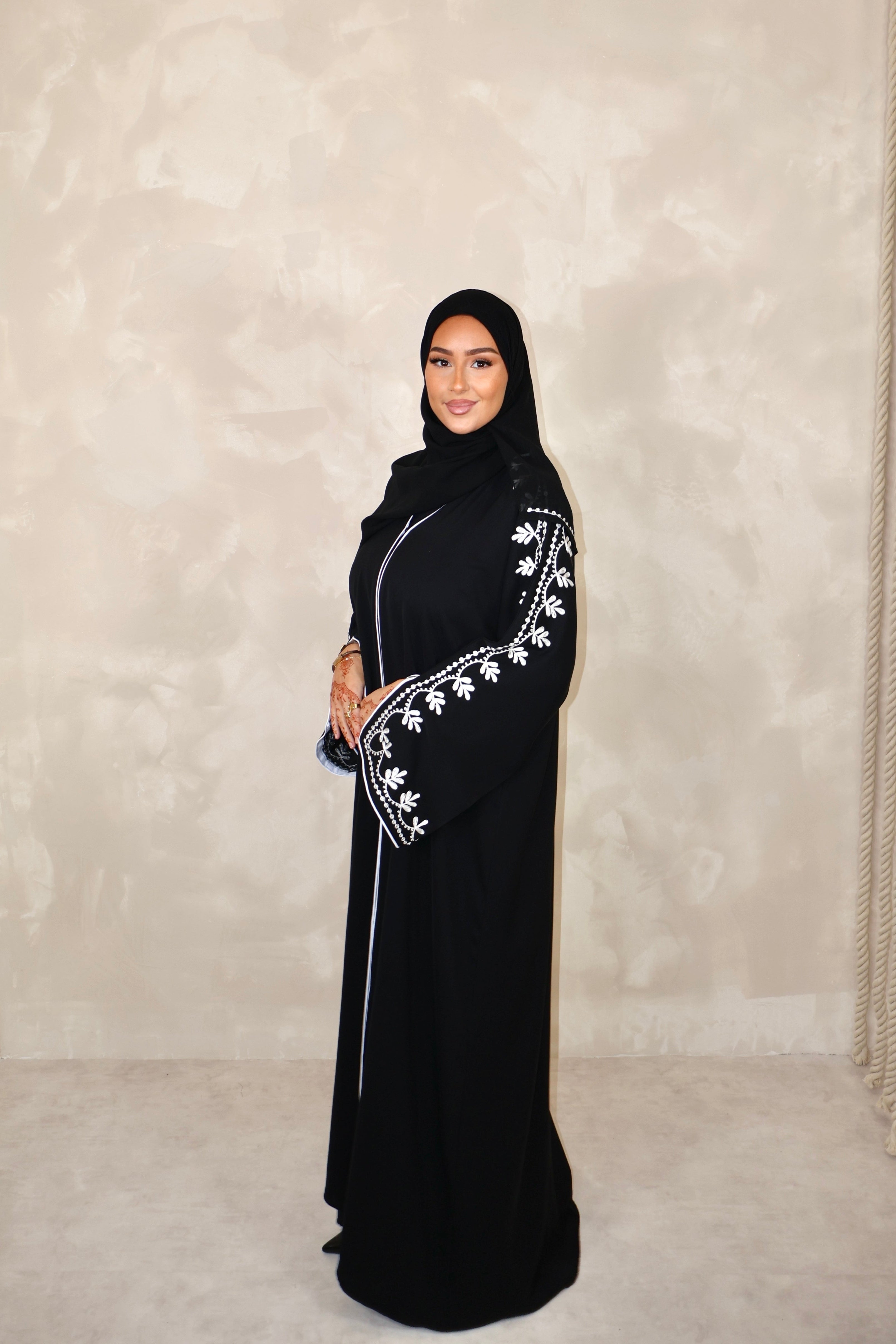 Abaya de Dubai (n90) - COUTURE BLACK & WHITE