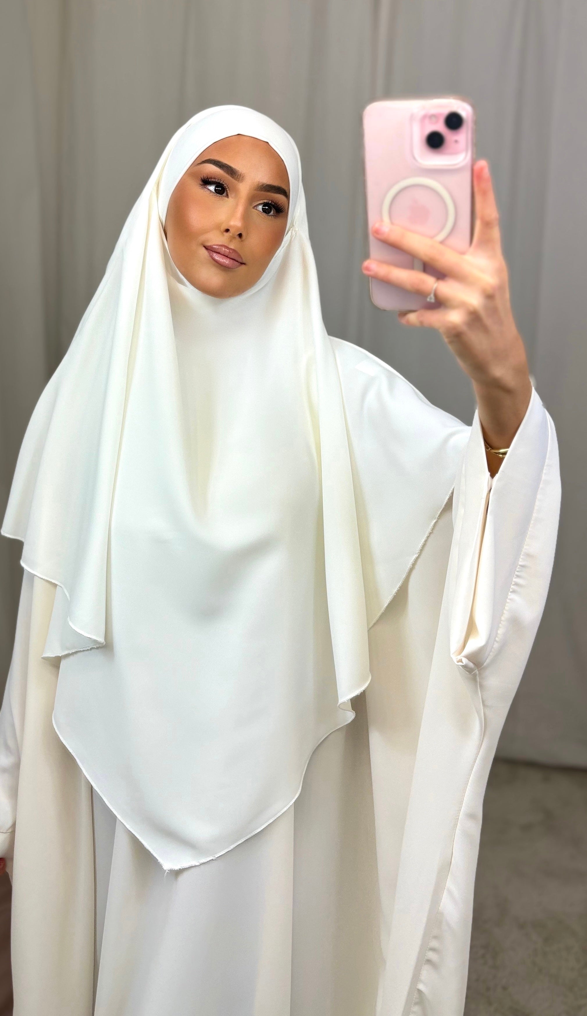 Medina silk khimar - white