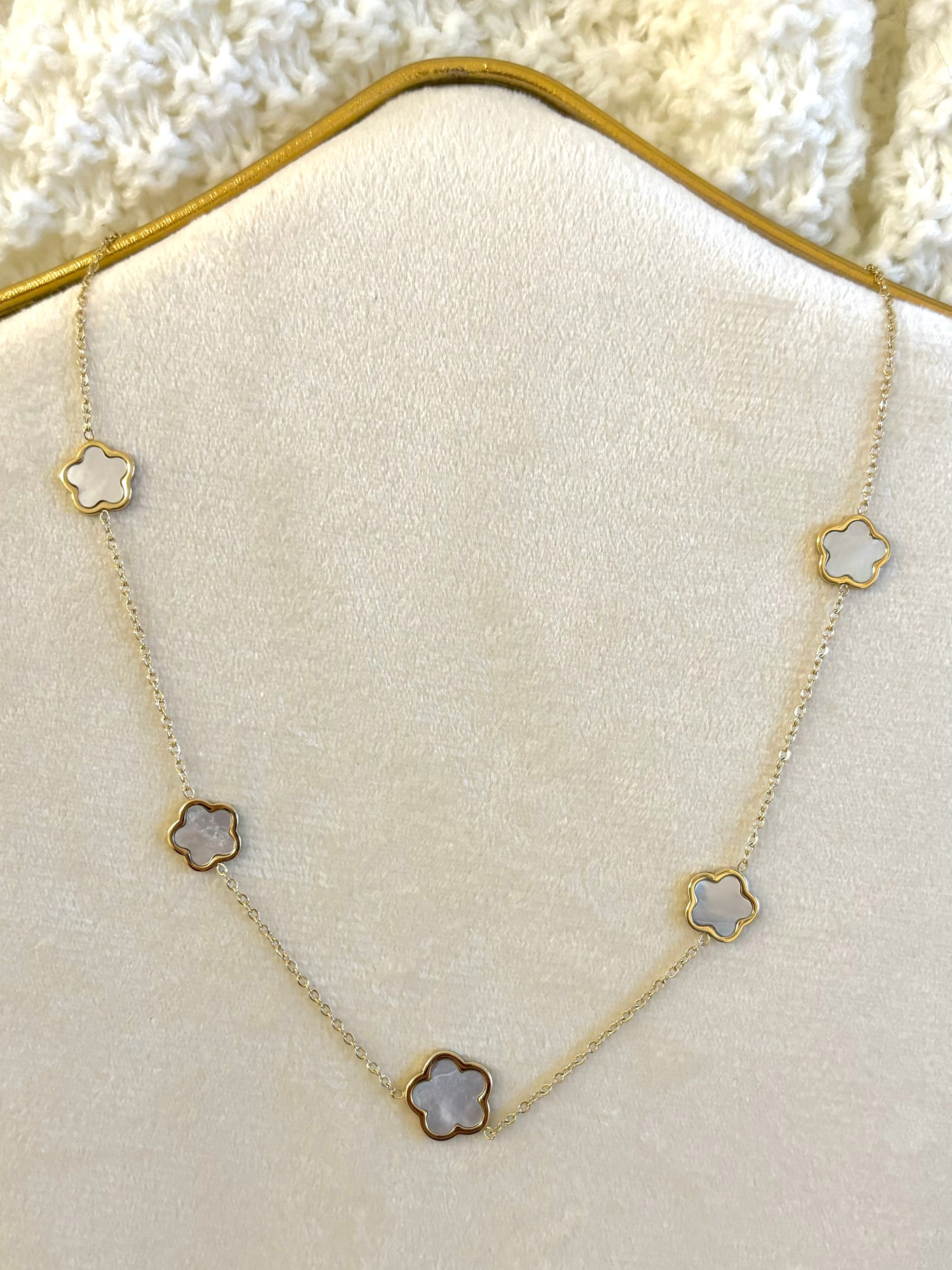 Collier or - FLORA MILK