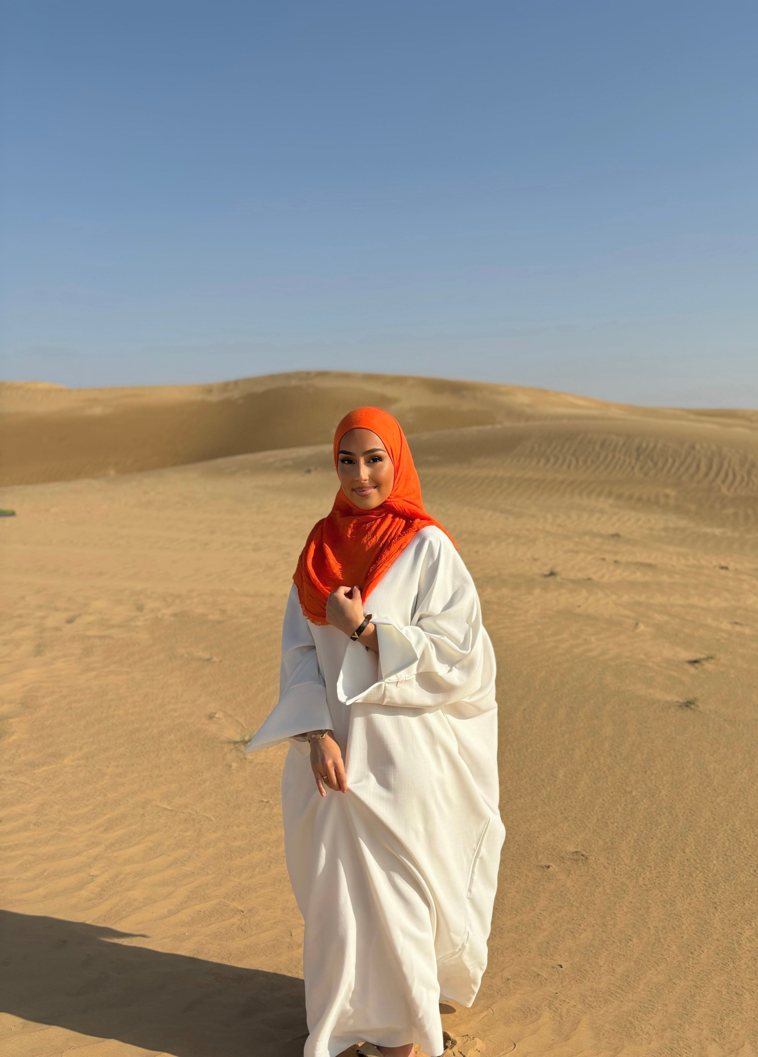 Abaya lin LIN’S B - White