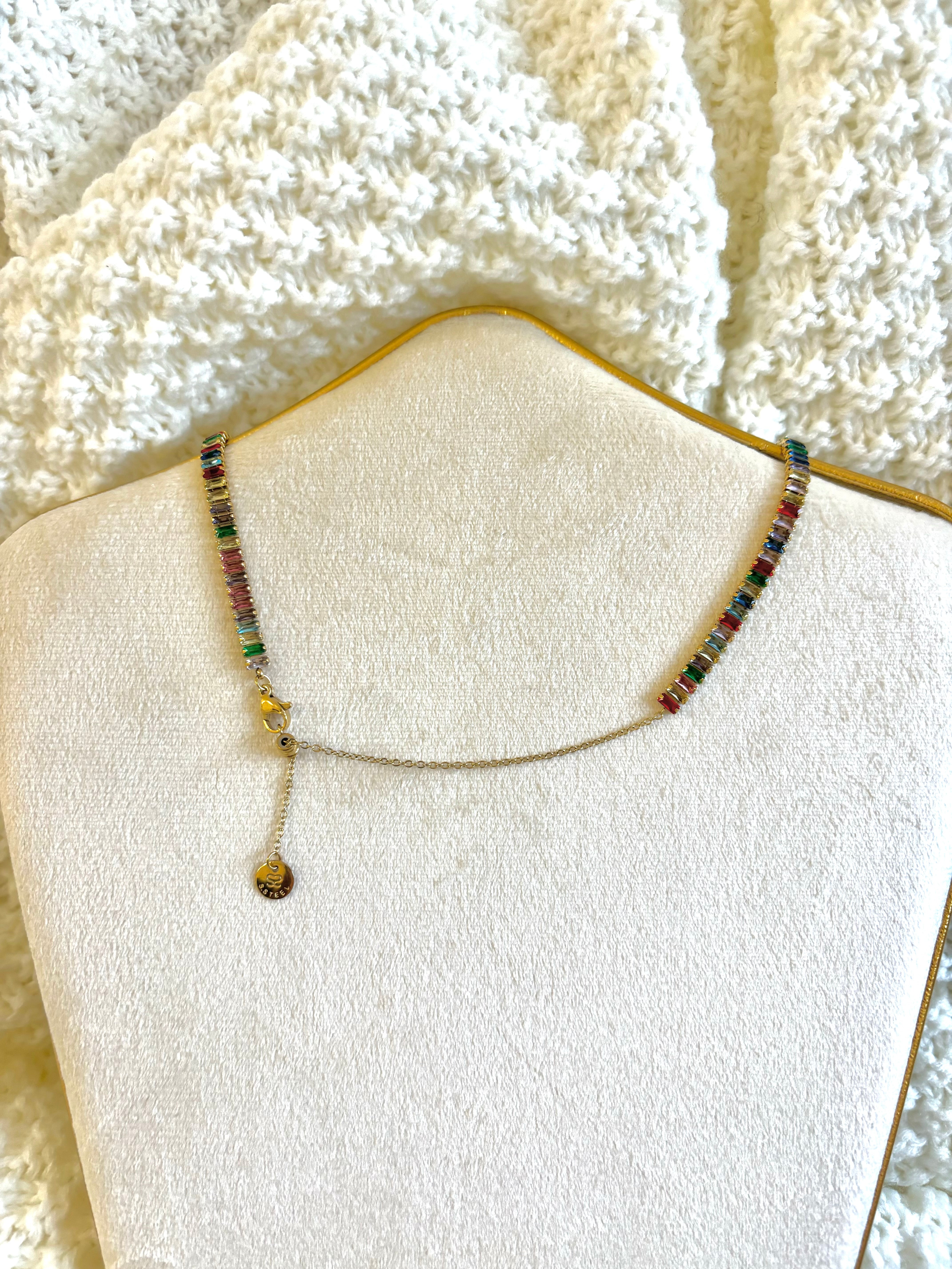 Collier or ras de cou - SAFIR
