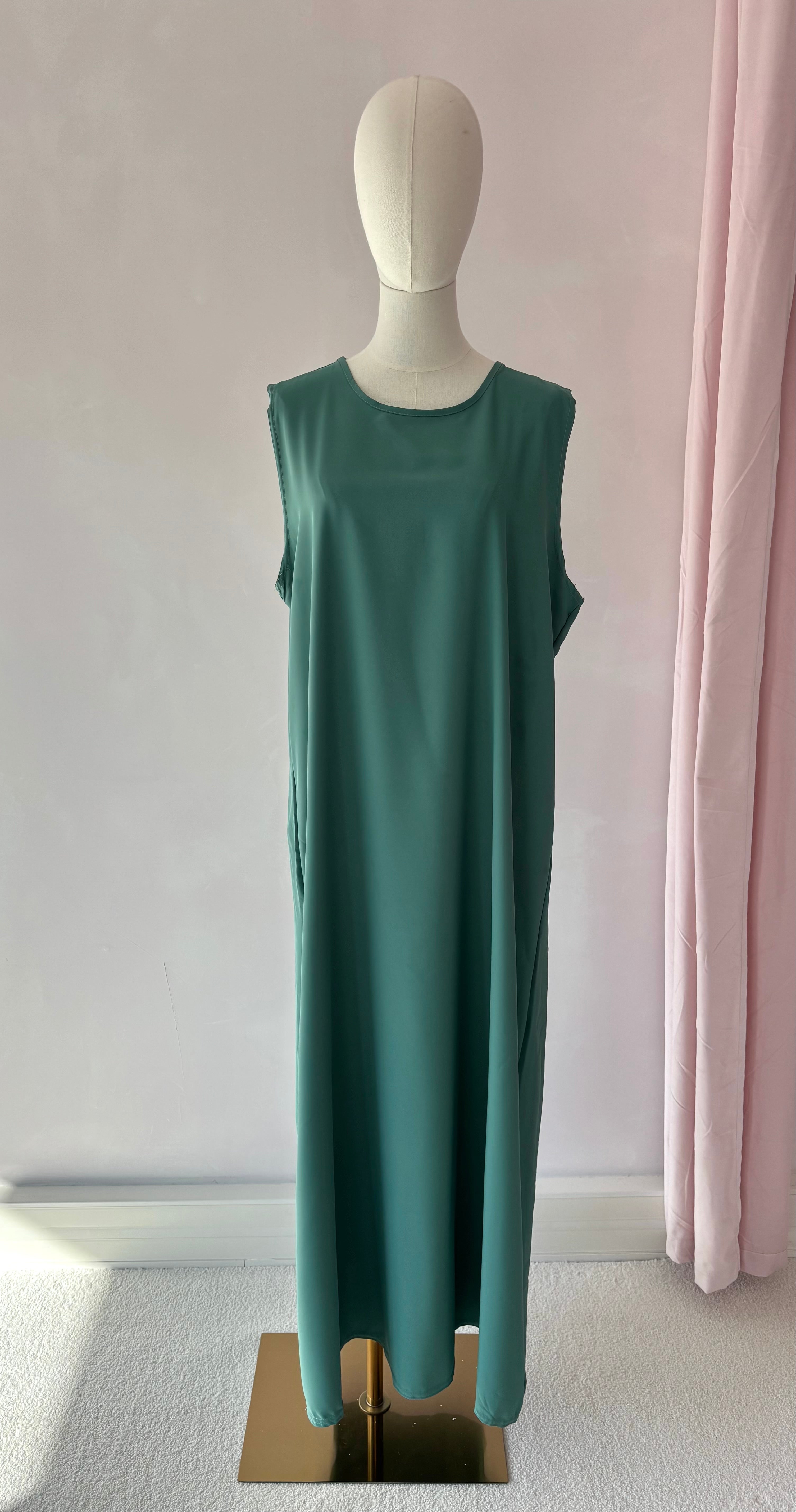Medina Seidenunterkleid - Wassergrün