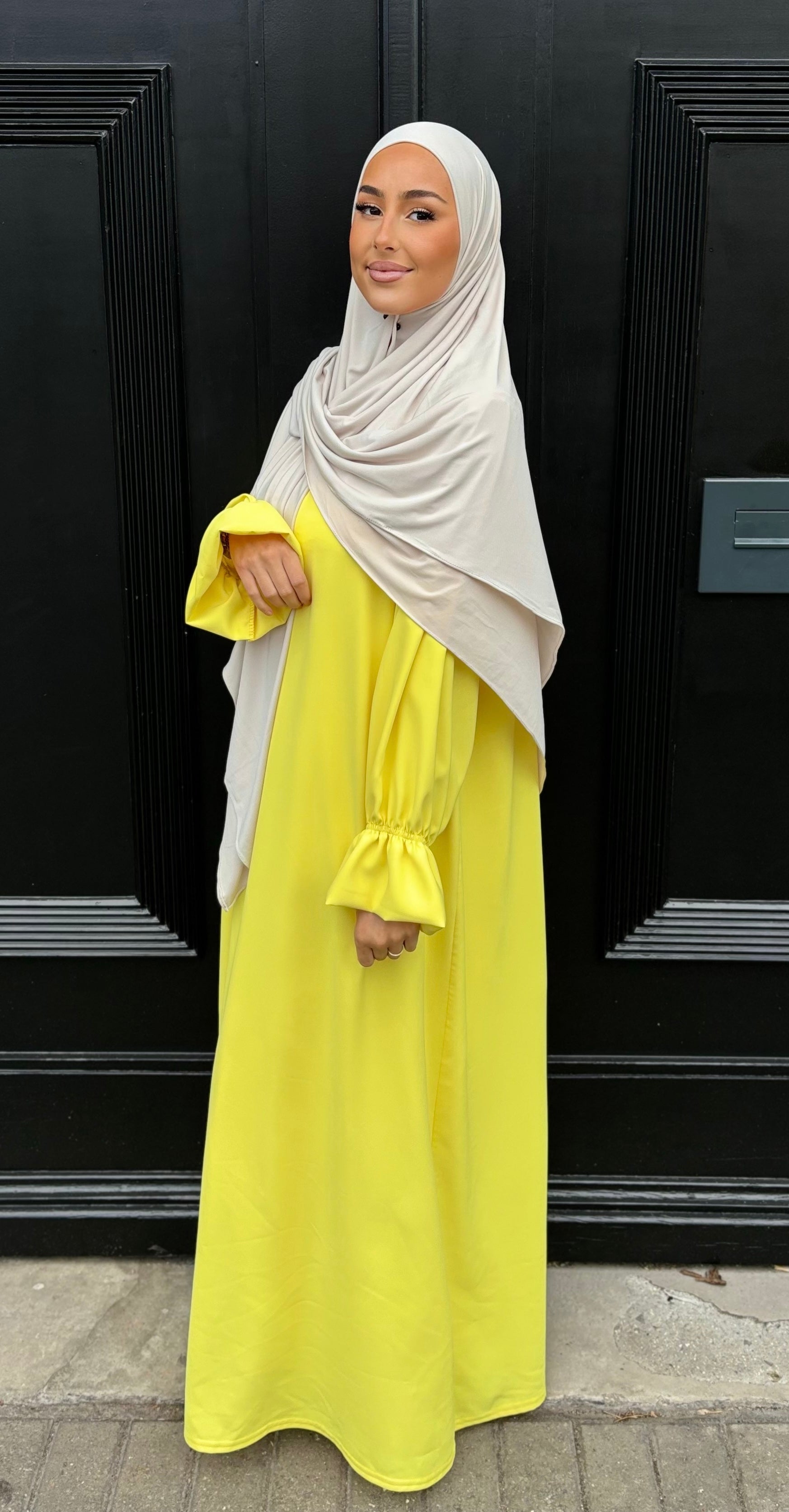 Scrunchie Abaya - Chick Yellow