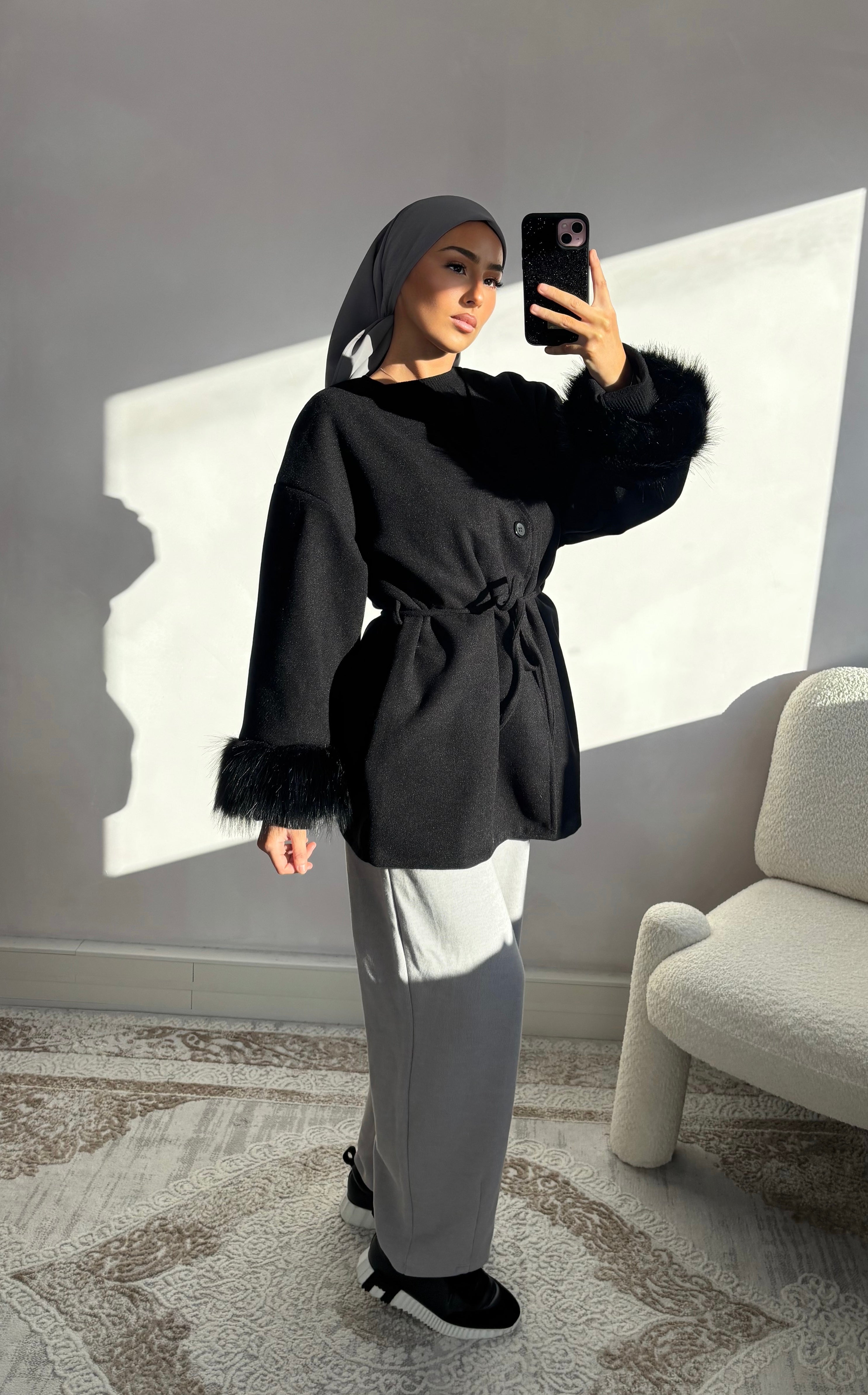 Fur coat - black