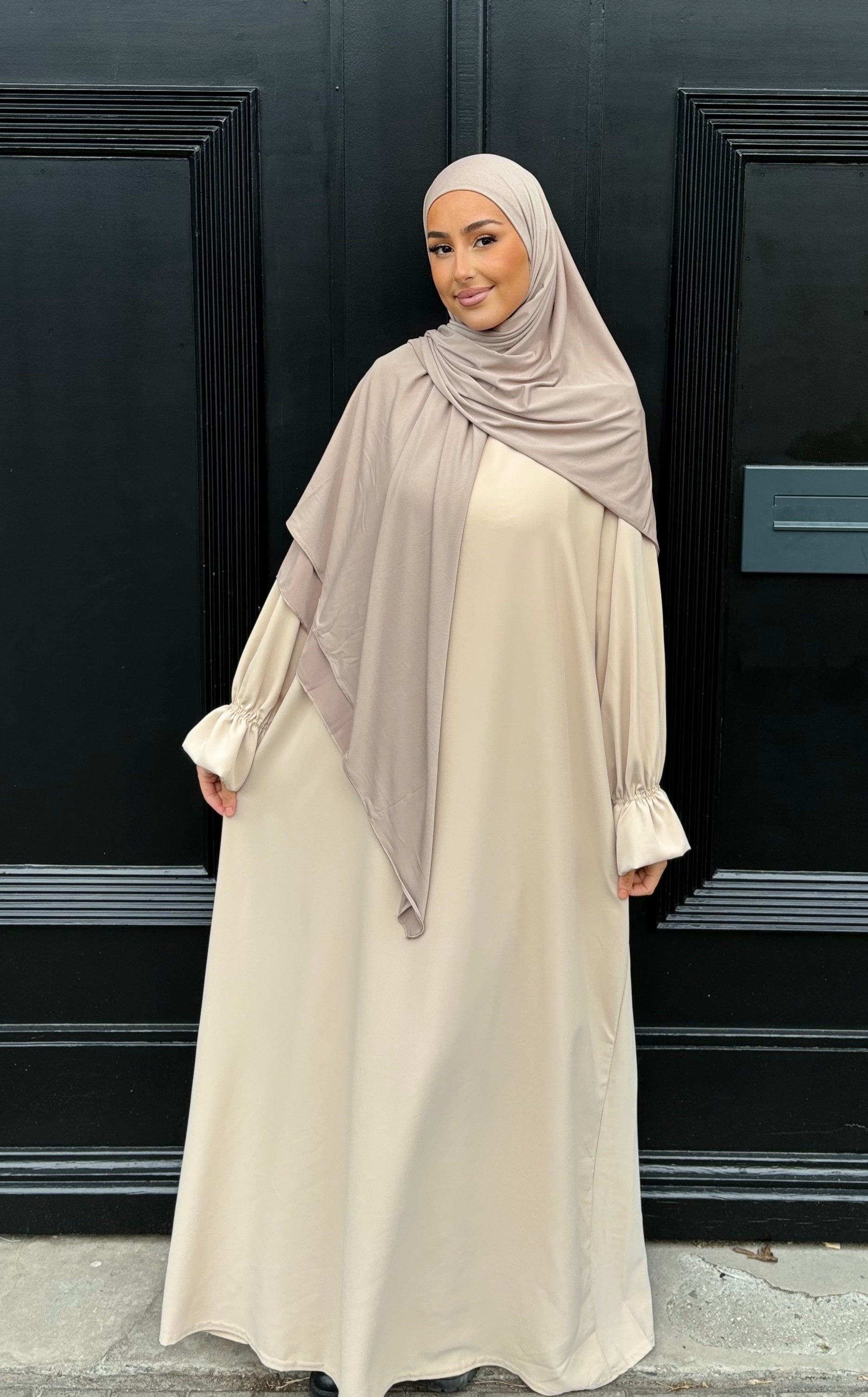 Scrunchie Abaya - Sand