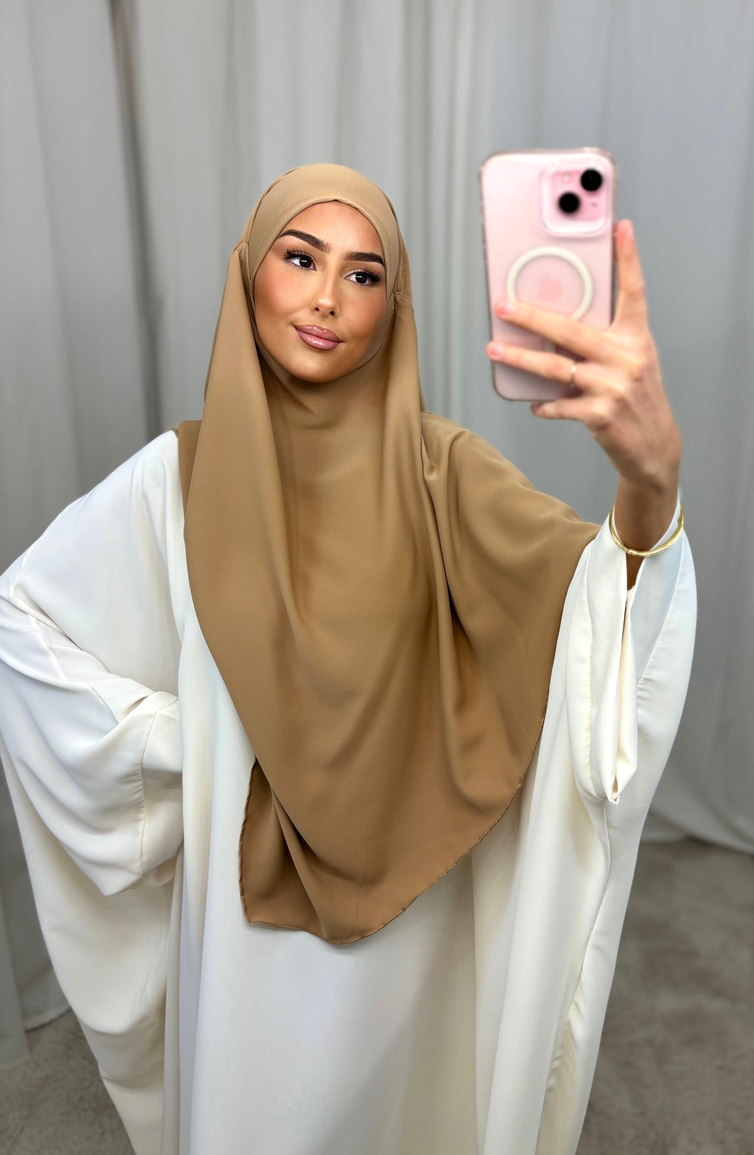 Medina silk khimar - camel