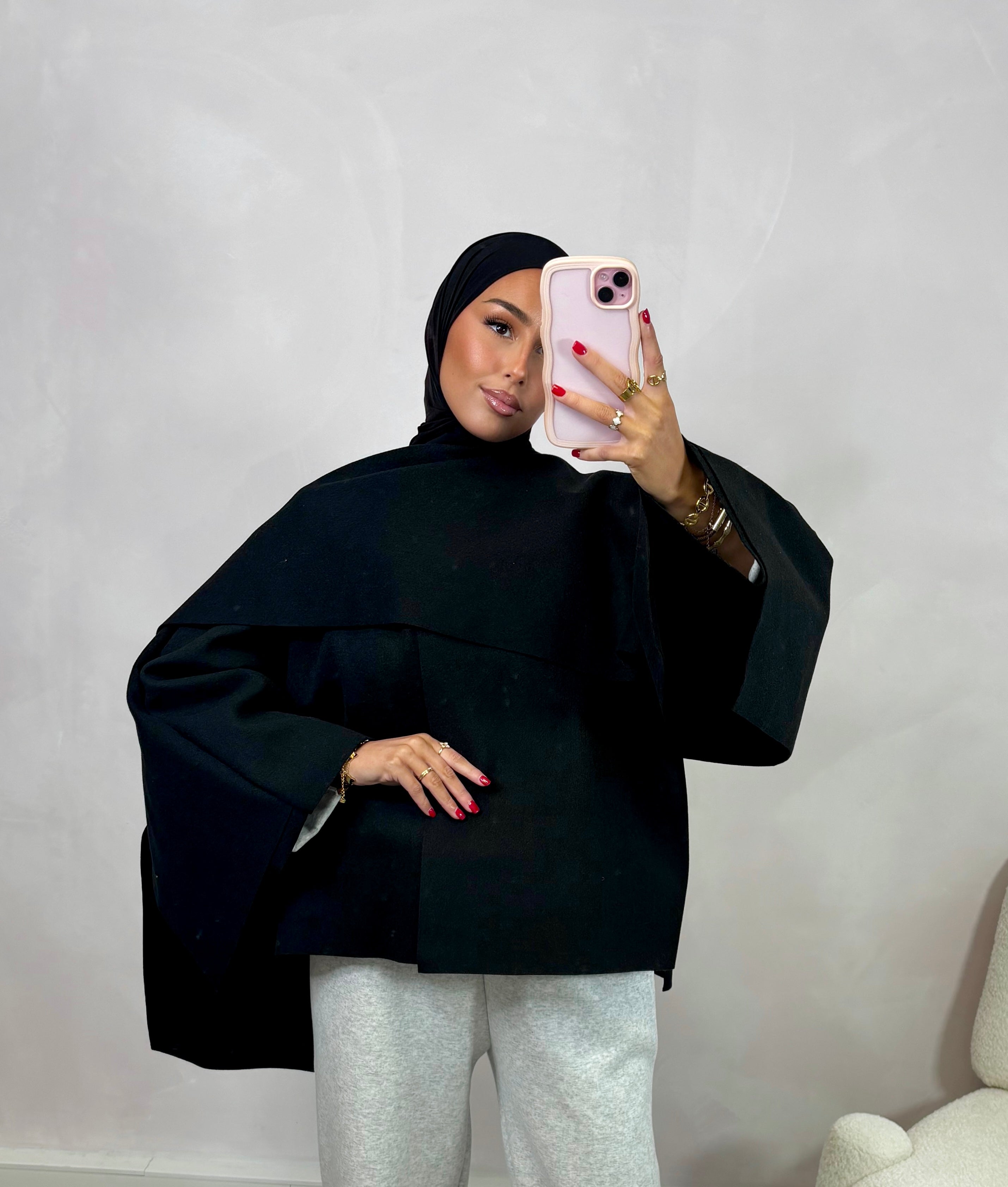 Kurzer Cape-Mantel - schwarz