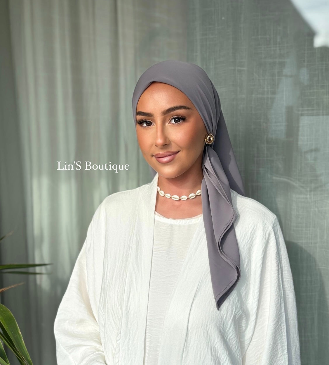 Lin'S B Silk Square - Grey