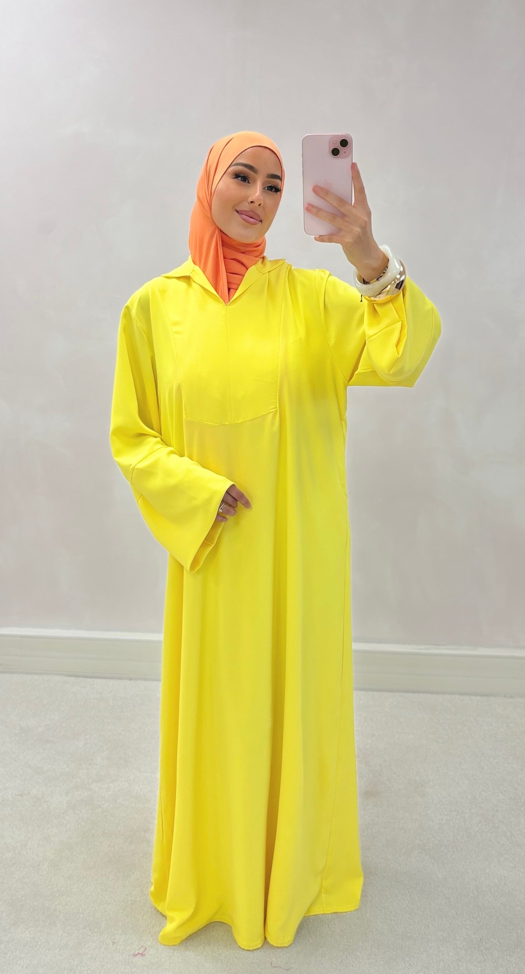 Soft Medina silk abaya - Yellow
