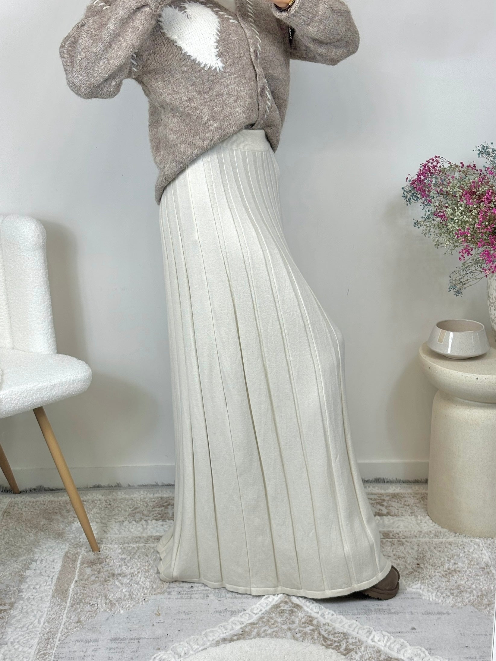 Ribbed Knit Maxi Skirt - White