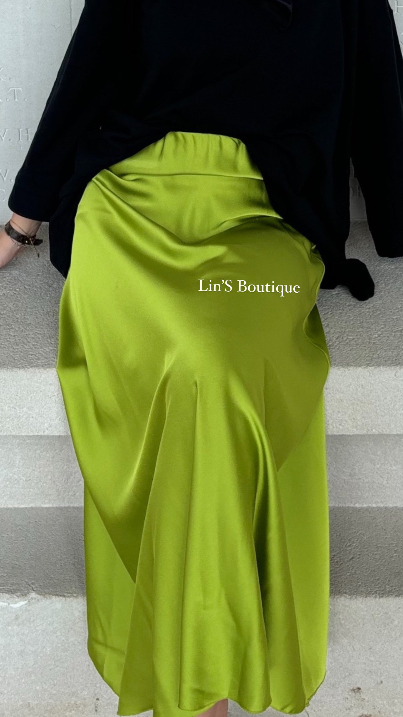 Satin Skirt - olive green