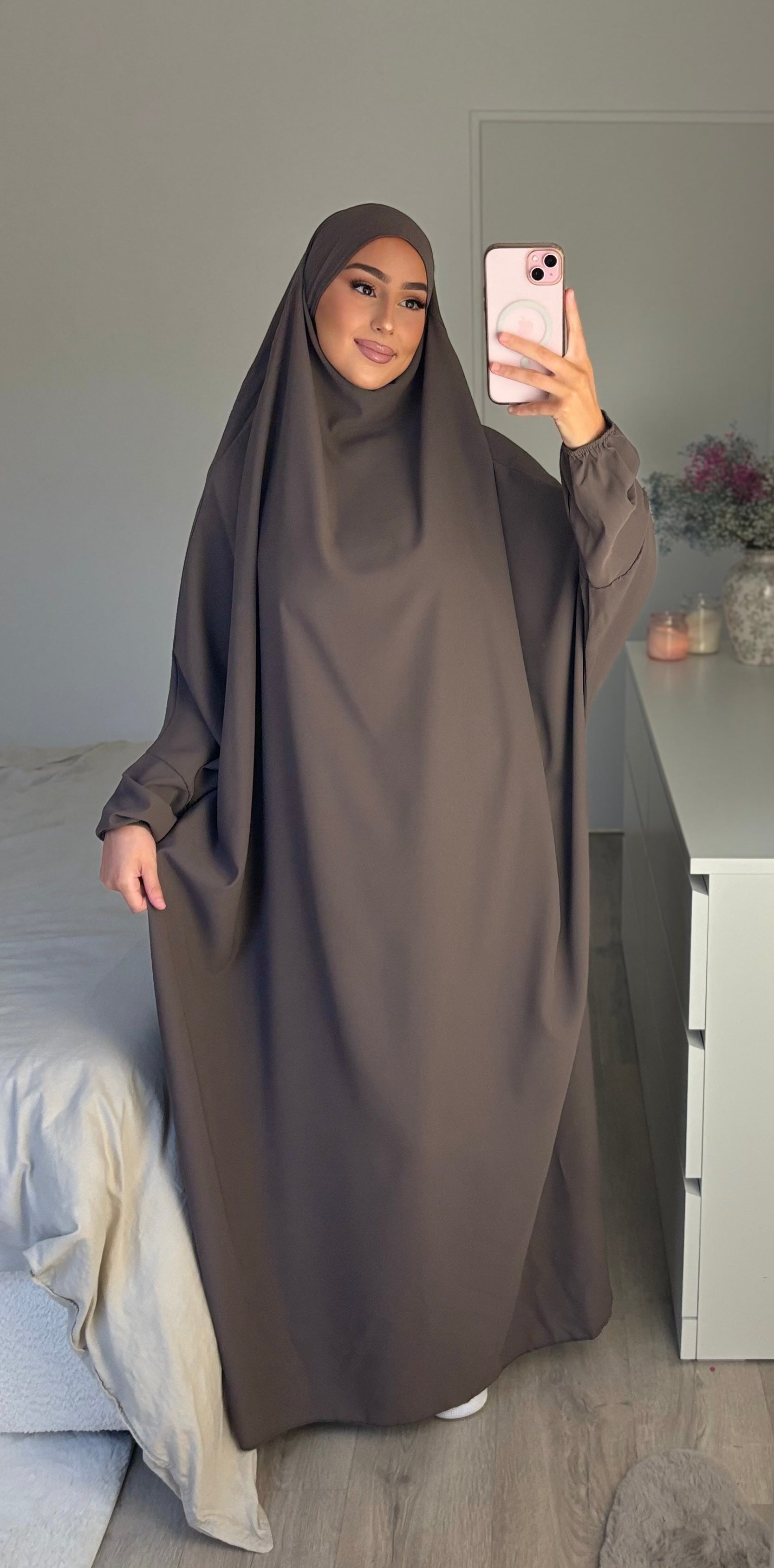 1-piece Medina silk jilbeb - dark taupe