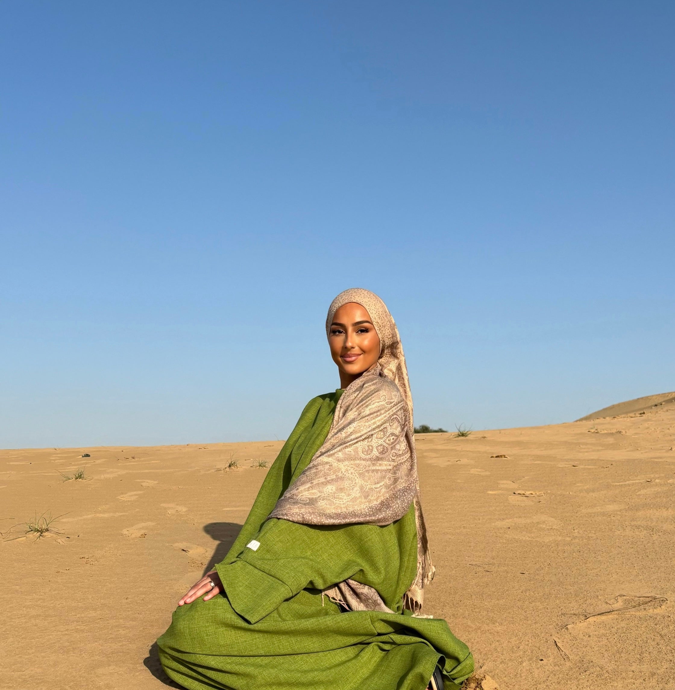 Linen abaya LIN'S B - olive green