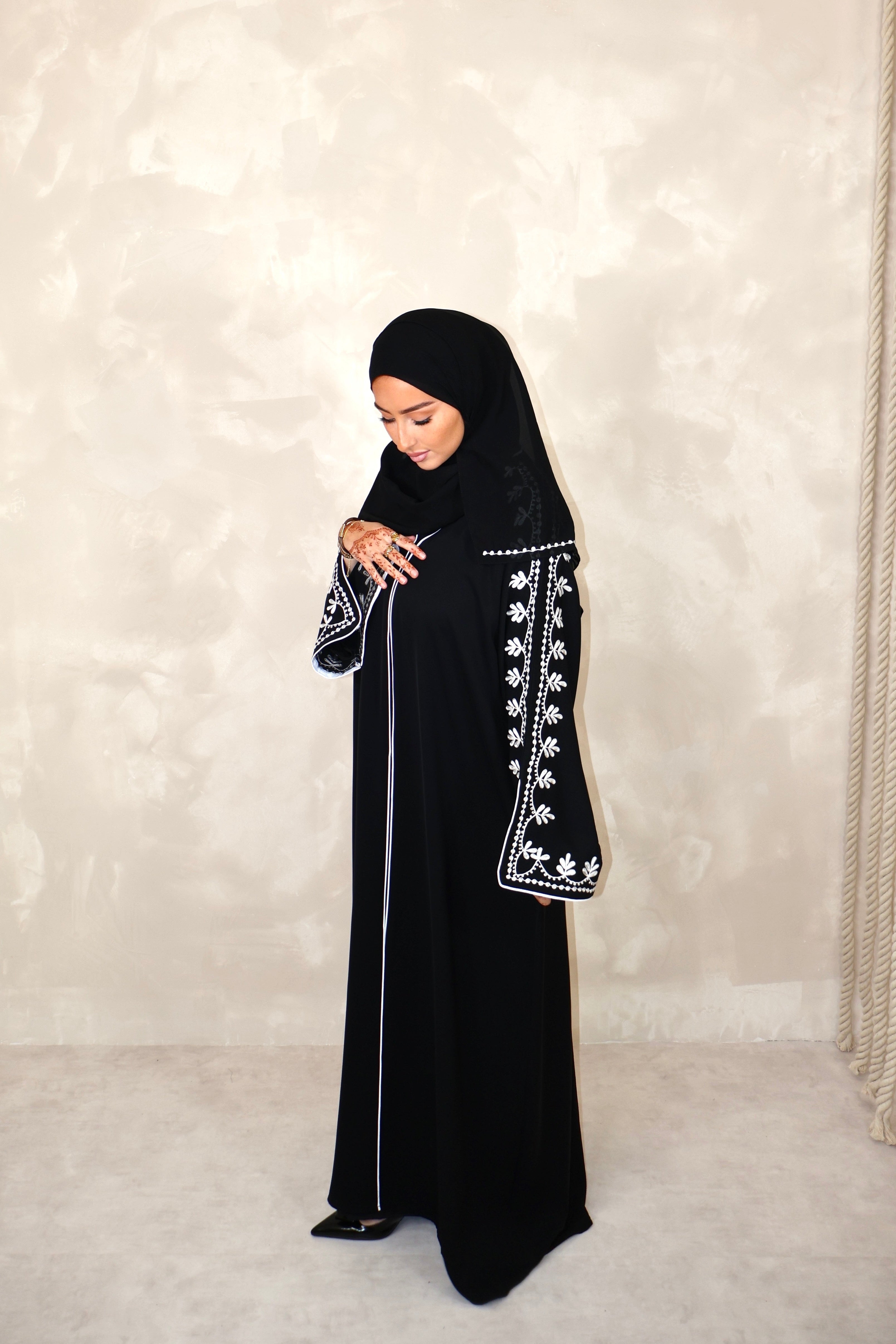 Abaya de Dubai (n90) - COUTURE BLACK & WHITE
