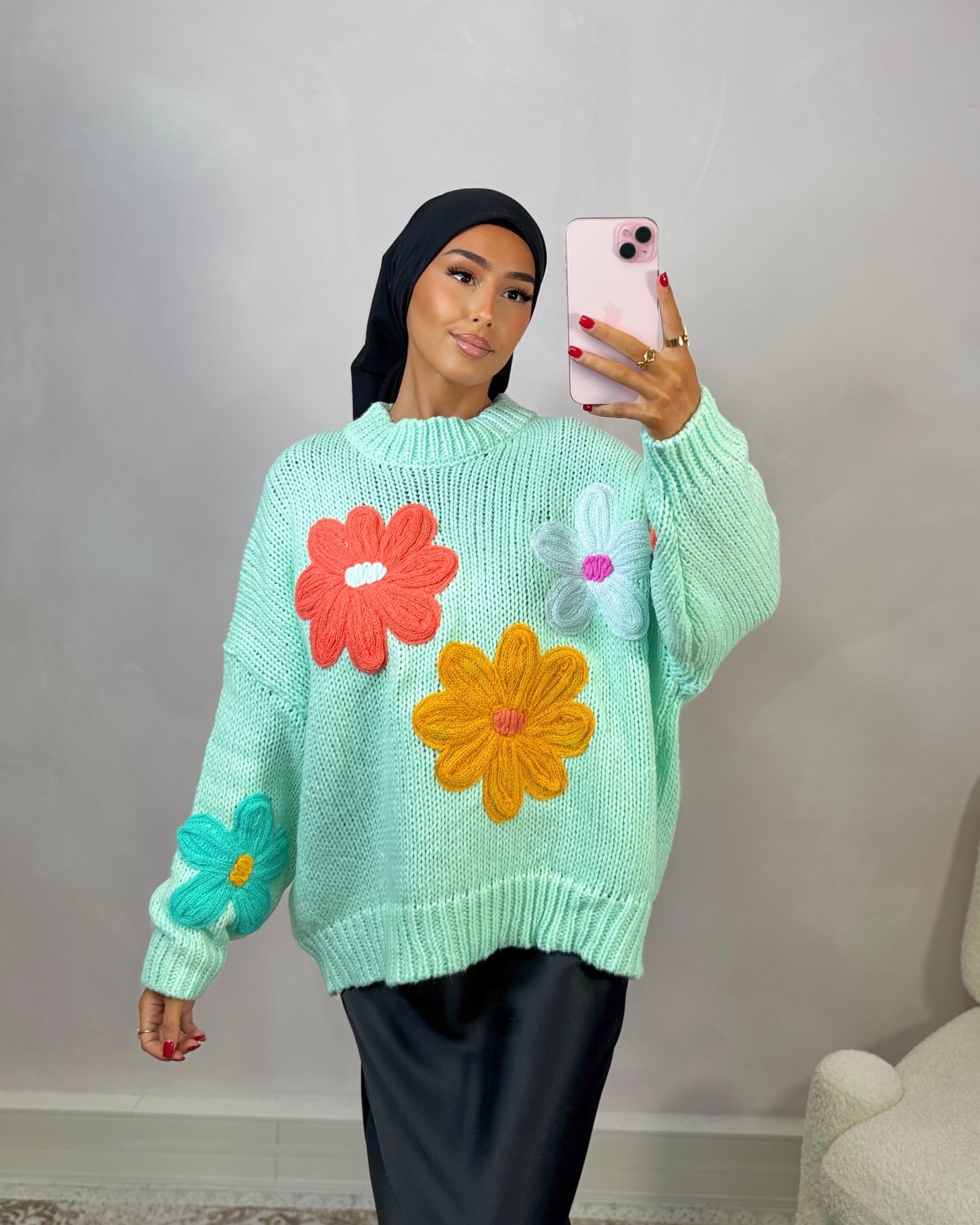 Embroidered sweater - FLORA