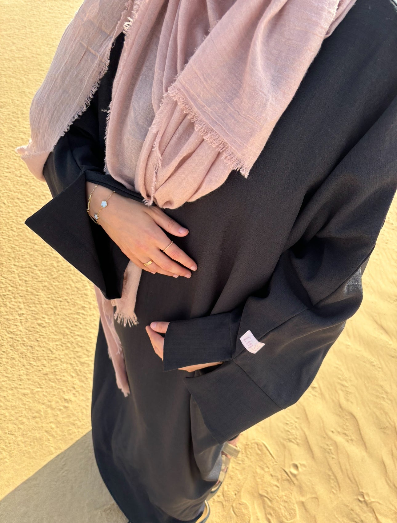 Abaya lin LIN’S B - black