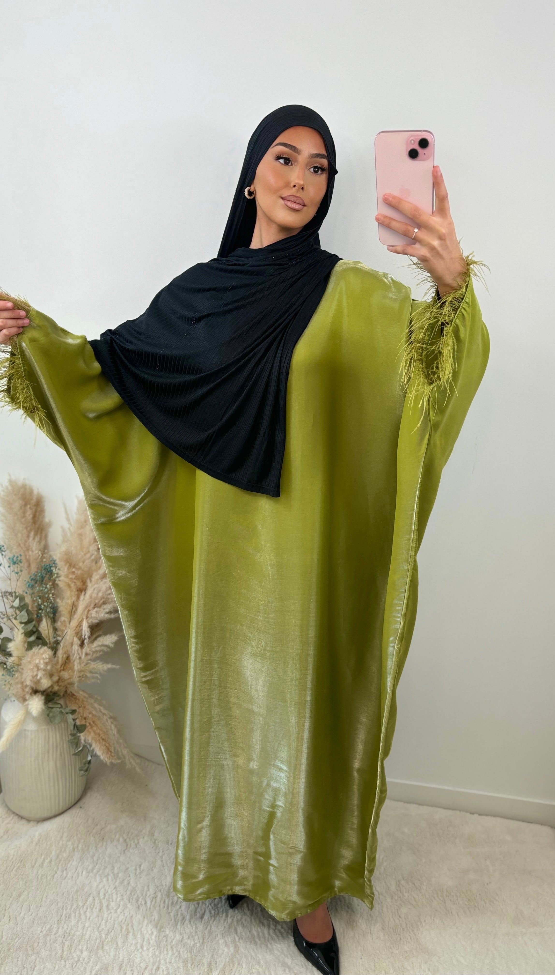 Saudi abaya with organza feather - olive green